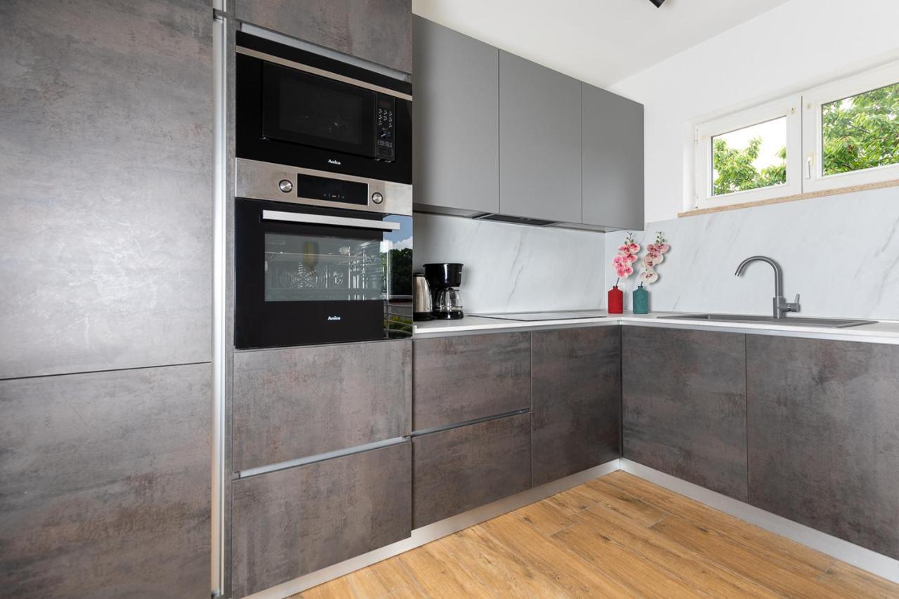 Apartment Dolly Completely Renovated 2023 Rovinj Exterior foto
