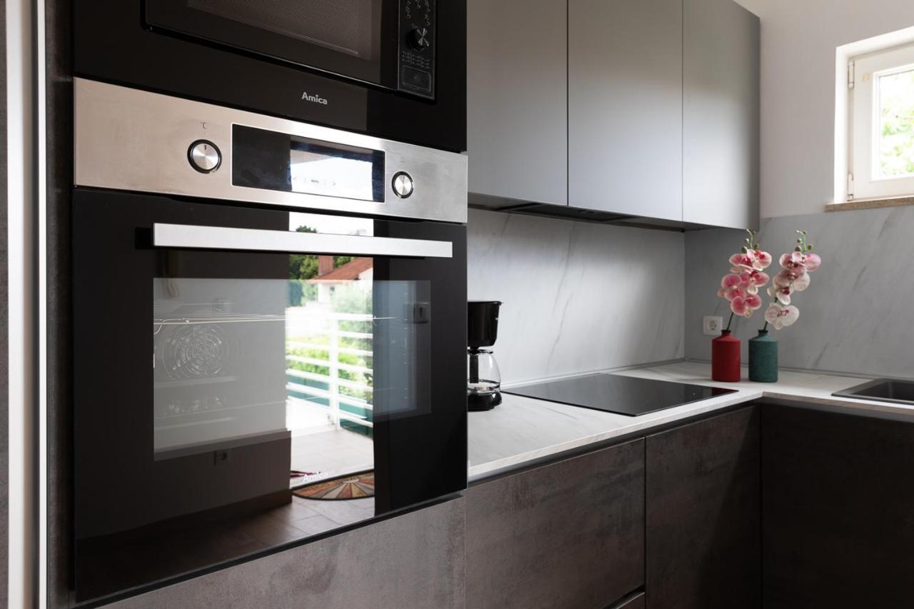 Apartment Dolly Completely Renovated 2023 Rovinj Exterior foto